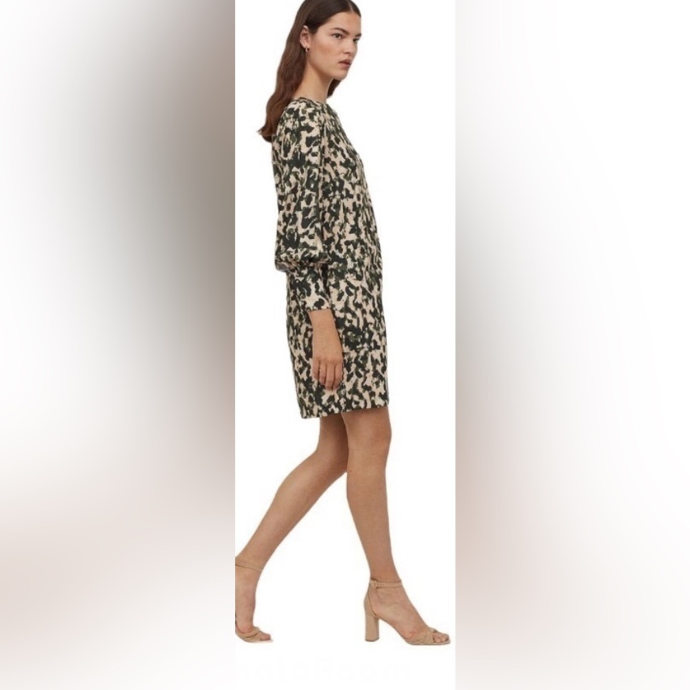 Beautiful satin dress beige and green pattern. Boat collar size Small